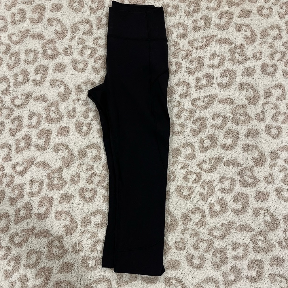 Lululen fast and free high rise tight 28” size 4